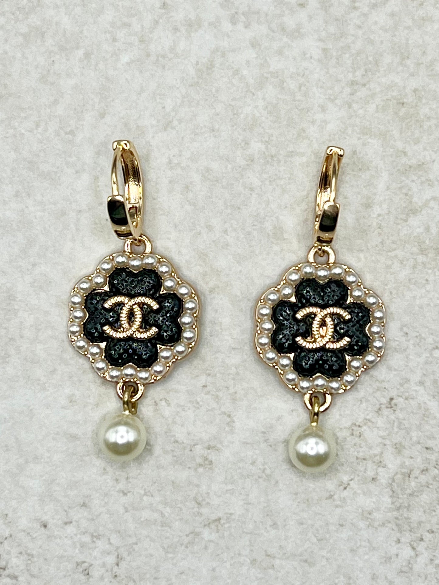 Black cushion drop earrings